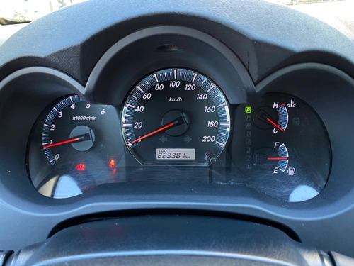 Toyota Hilux SW4 3.0 SRV 4X4 7 LUGARES 16V TURBO INTERCOOLER DIESEL 4P AUTOMÁTICO