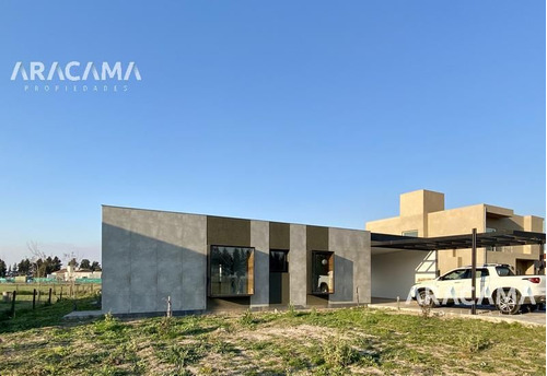 Casa En Venta Y Alquiler En Fincas Del Alba - Canning