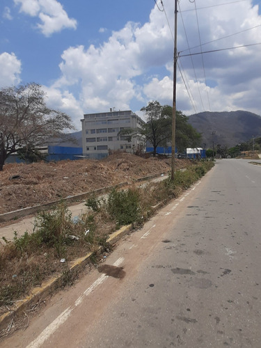 Imagen 4 de 11 de Terreno Frente Hiper Central De Guatire