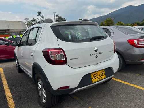 Renault Stepway 1.6 Expression / Zen