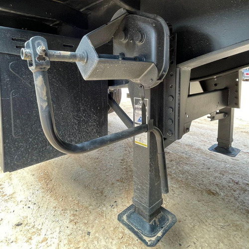 Carreta Graneleira Truckvan 4° Eixo 2025 Sem Pneus