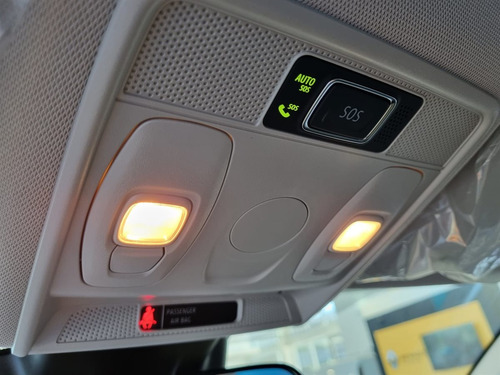 Imagen 13 de 22 de Renault Arkana E-tech Hybrid 1.3 2023 0km
