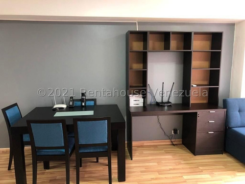 Imagen 2 de 13 de Atractivo Apartamento Amoblado Ubicada En Colonias De Santa Mónica Caracas 21-22606
