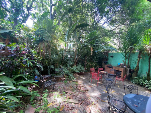 Imagen 20 de 25 de Venta De Casa En Los Chorros, Calle El Rosario, Municipio Secre