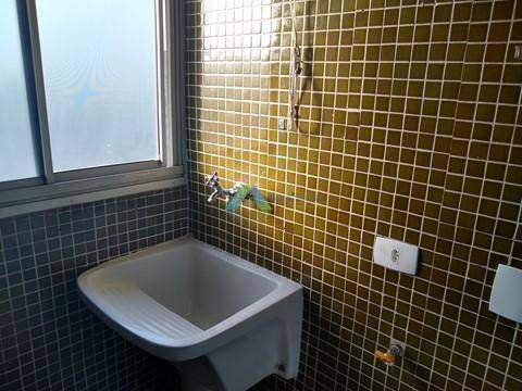 Imagem 5 de 11 de Otima Oportunidade Kitnet Com Localização Entre Estação Do Metro Paraíso E Ana Rosa Com Ótimo Valor E Localização. - Kn0008