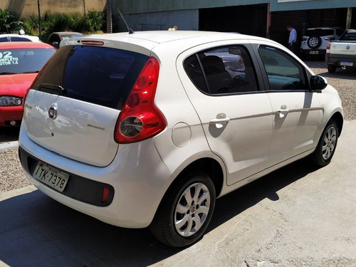 Fiat Palio Attractive 1.0 Evo Fire