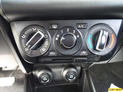 Imagen 22 de 25 de Suzuki Swift Dzire Team