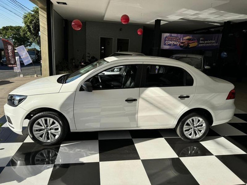 Volkswagen Voyage 1.6 2022