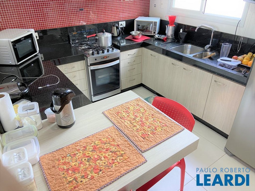 Imagem 8 de 15 de Casa Em Condomínio - Lagoa Da Conceição - Sc - 642461