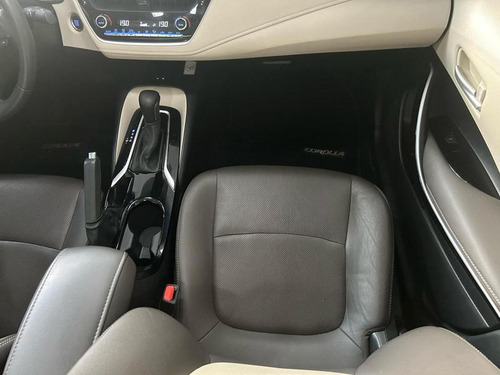 Toyota Corolla Altis 20
