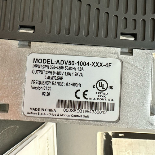 Inversor De Frequência Gefran Adv50 380/480v 0,5cv + Teclado