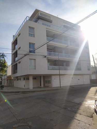 Imagen 2 de 22 de Departamento - Barrio Sarmiento