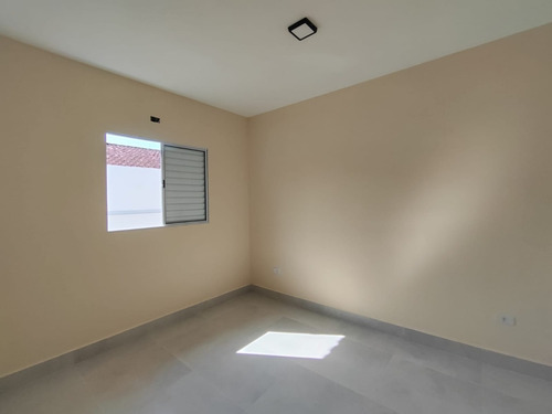 Casa Nova Com Piscina Próximo Da Praia.