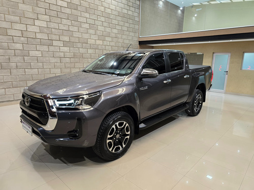 Toyota Hilux Pick-up 2.8 Cd Srx 177cv 4x4 At