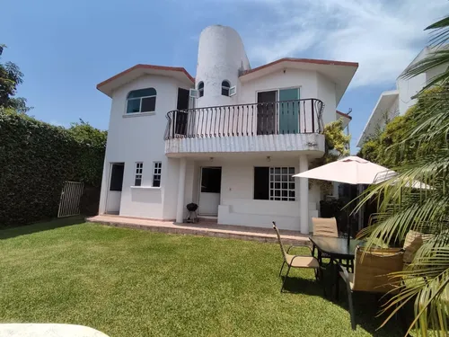 Venta Casa En Lomas De Cocoyoc