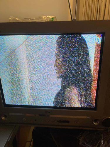 Imagen 1 de 8 de Televisor Convencional