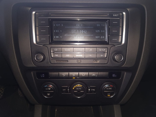 Imagen 6 de 11 de Volkswagen Vento