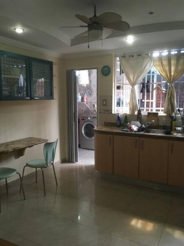 Imagen 5 de 8 de Casa En Trigal Norte Cod:388007 Albert González 04121444789