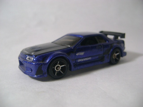 Imagen 3 de 6 de Nico Nissan Sky Line 2001 Malasia Hot Wheels 1/64 (hwl 29)