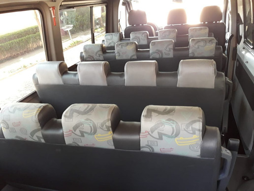 Imagem 9 de 14 de Mercedes Sprinter Ano 2014 2.2 Cdi 415 16 Lugares Tetobaixo