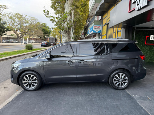 Kia Carnival 2.2 Crdi