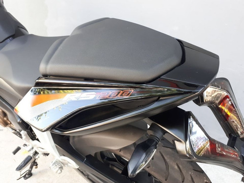 Imagen 4 de 5 de Bajaj Rouser 200 Rs - 4000 Km Inyección Abs Rs 200 Fi
