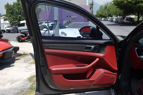 Imagen 13 de 13 de Porsche Panamera Turbo 2018