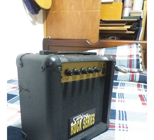 Amplificador De Guitarra 10w  Rock Series