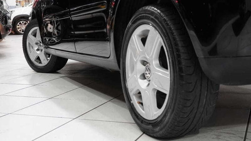 Imagem 11 de 15 de Volkswagen Polo 1.6 2011