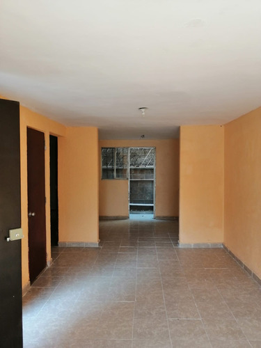 Venta De Casa En Palmas 1, Ixtapaluca, 4 Recamaras, Amplia Y Con Buenos Terminados.