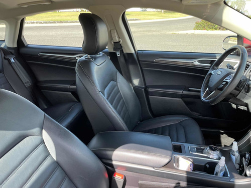 Imagen 4 de 6 de Ford Fusion 2017 2.0 Se Luxury Plus At