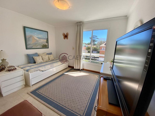 Imagen 24 de 30 de Apartamento 3 Dormitorios En Primera Línea, Playa Brava, Punta Del Este.