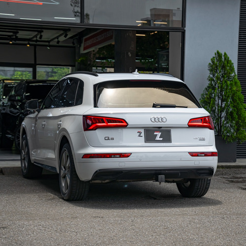 Audi Q5 Ambition 45TFSI 2.0