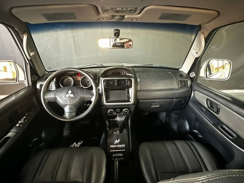 Imagem 6 de 8 de Pajero Tr4 2.0 4x2 16v 140cv Flex 4p Automático