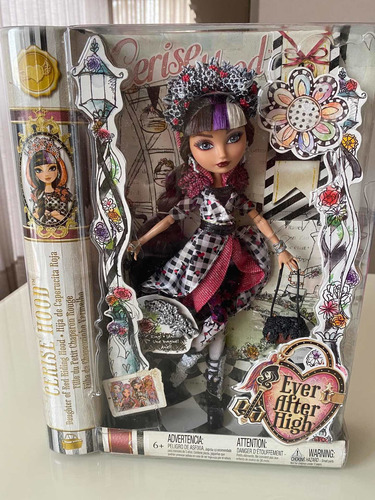 Ever After High Cerise Hood. Lacrada, Nova. Primavera.
