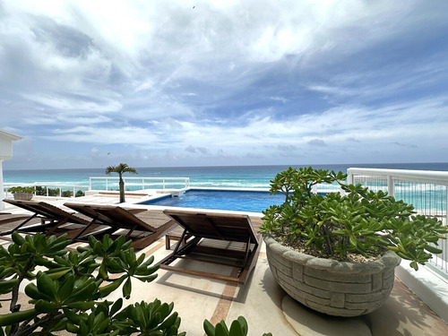 Departamento En Venta En Cancún En Residencial Del Mar Con Alberca Privada: