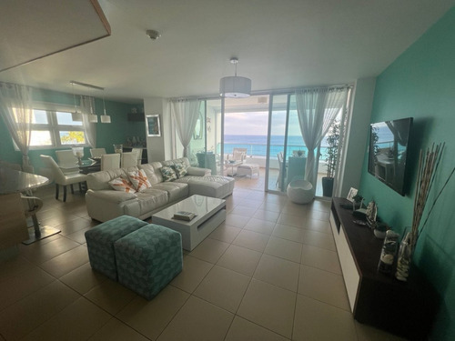 En Venta Apartamento En Playa En Marbella, Juan Dolio.