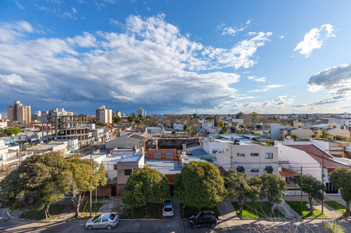 Imagen 8 de 27 de Departamento 1 Dormitorio Venta La Plata Cochera