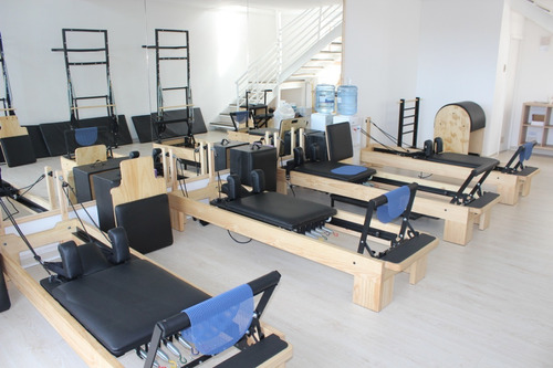 Reformer Pilates 