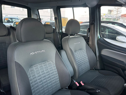 Fiat Doblo Fiat Doblò Adventure 1.8 6L (Flex)