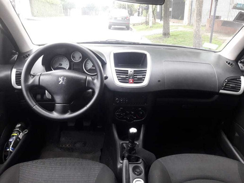 Peugeot 207 1.4 Active 75cv 2014