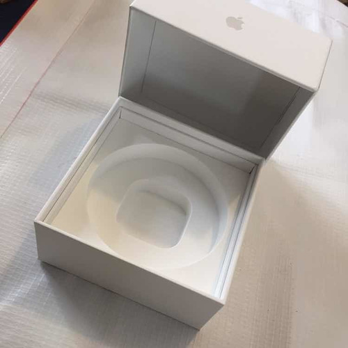 Imagen 2 de 3 de Caja De AirPods Pro Apple