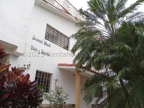 Casa En Venta Chalet Country San Diego Carabobo Leida Falcon Lf25-1292