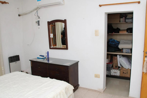Se Vende Casa 2 Dormi-cochera-patio B°los Boulevares