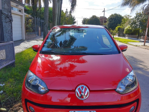 Volkswagen Up! 2015 1.0 High Up! 75cv 3 P