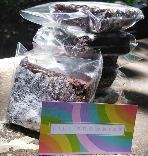 Brownies Fudge Chocolate Con Caja Moño Y Tarjeta Para Regalo