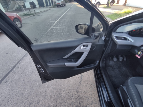 Peugeot 208 1.6 Active
