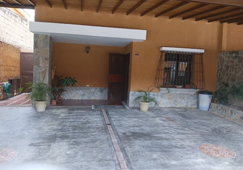 Imagen 13 de 17 de Yf/gs Asein P1888 Vende Confortable Townhouses Semi-amoblado En San Diego