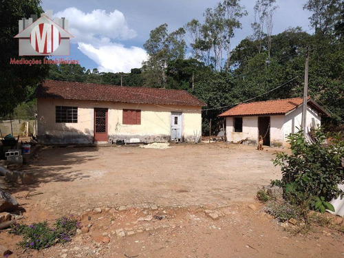 Ótima Chácara Com 4 Dormitórios, Rica Em Água, 04 Lagos, Bem Localizada, Linda Vista, À Venda, 10000 M² Por R$ 365.000 - Pedra Bela - Pedra Bela/sp - Ch0882