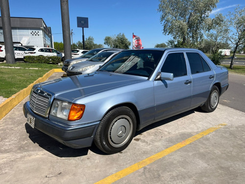 Mercedes-Benz Clase E 2.2 E220 D